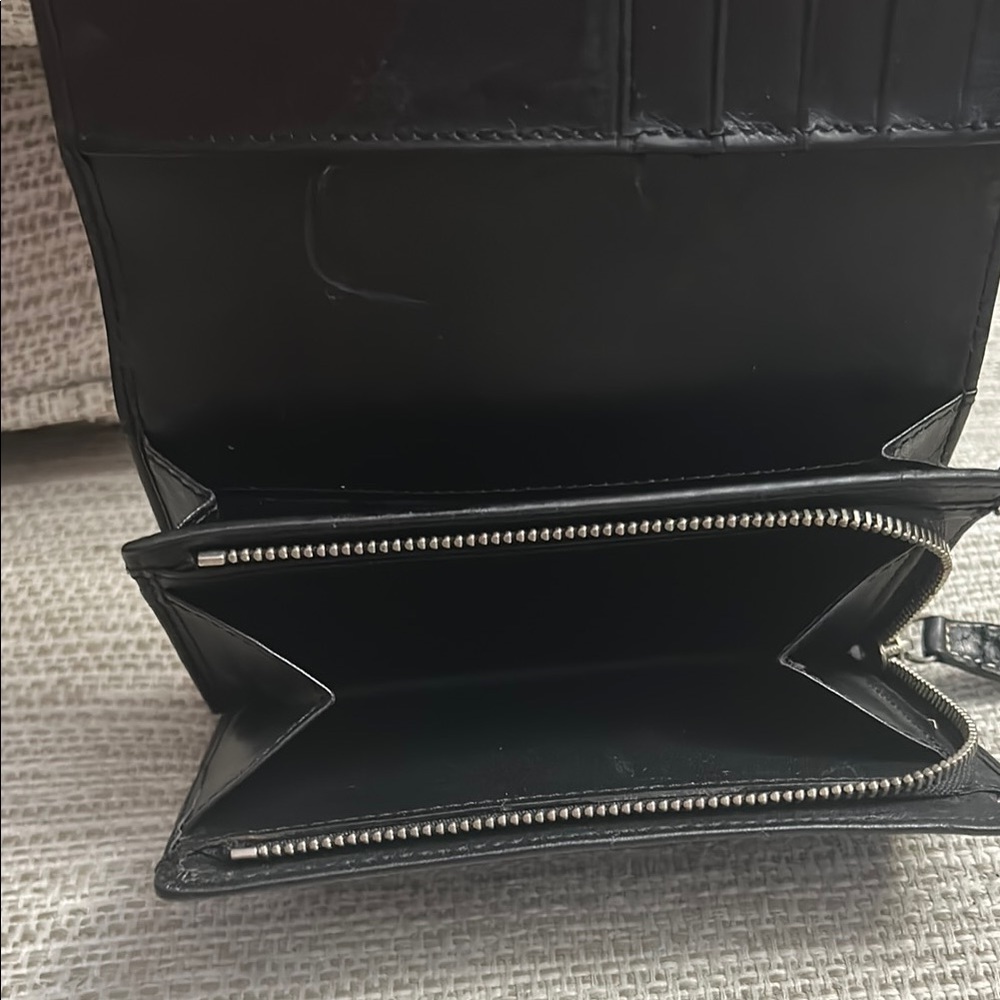 Coach Signature Black Trifold Wallet - Picture 4 of 5